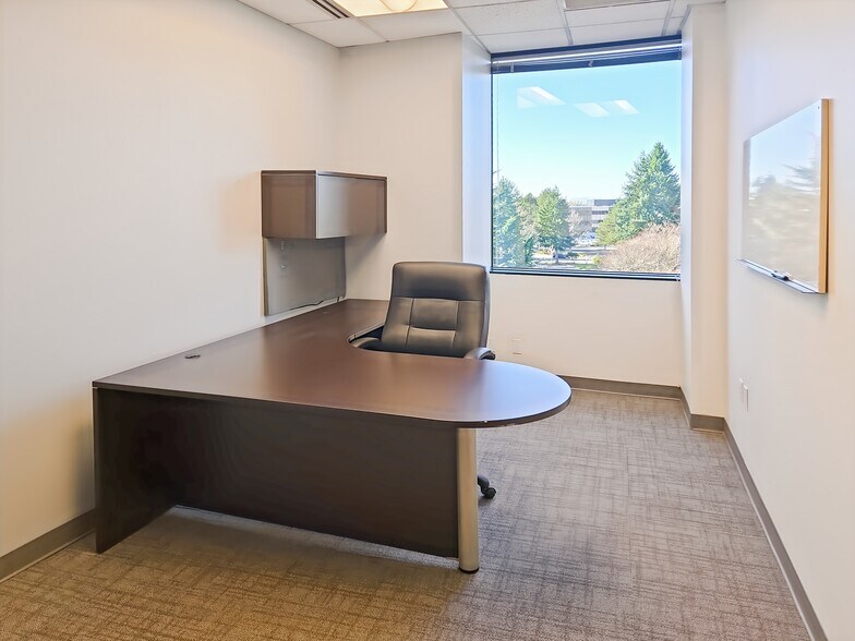 More Photos Of 3326 106th Ave SE, Bellevue Coworking Space