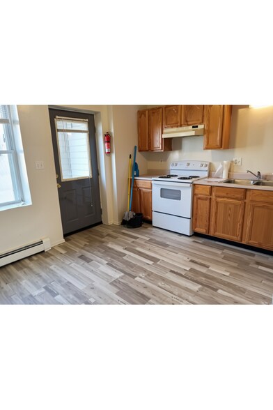 More Photos Of 597 Bross St, Cairo Apartments For Sale