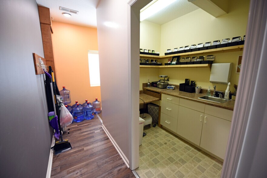 More Photos Of 10 Deer Crossing Trl, Blairsville Office For Lease