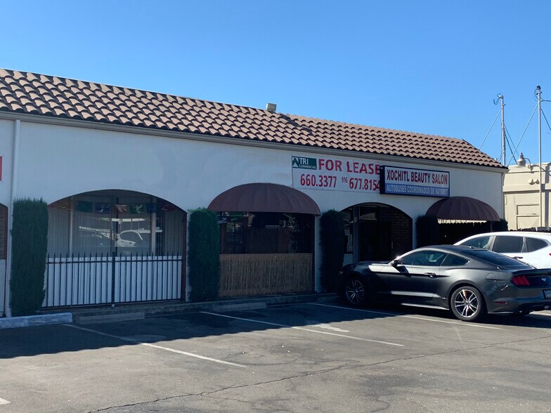 More Photos Of 3330-3390 Fruitridge Rd, Sacramento Restaurant For Sale