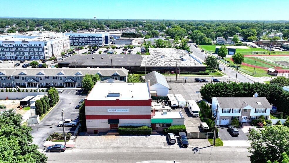 More Photos Of 180 S Travis St, Lindenhurst Self Storage For Sale