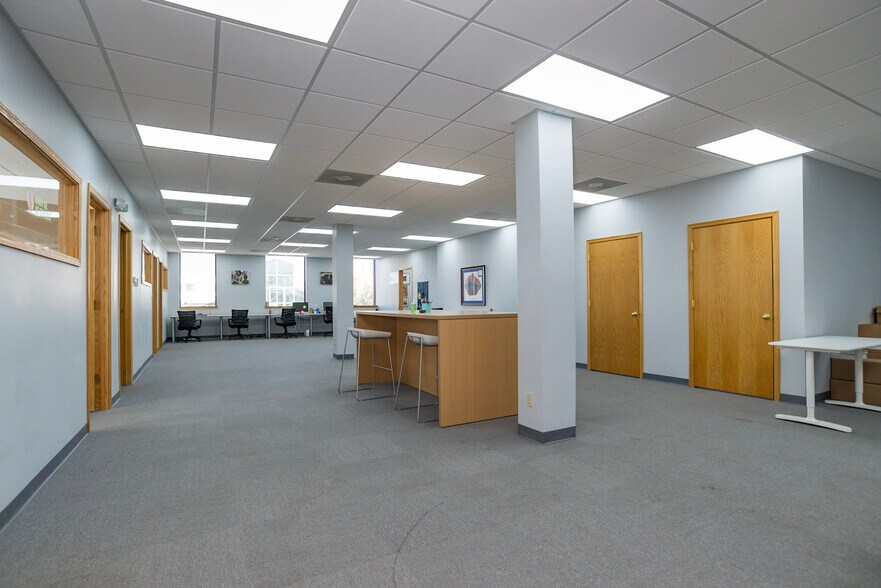 More Photos Of 4049 Pennsylvania Ave, Kansas City Office Residential For Lease