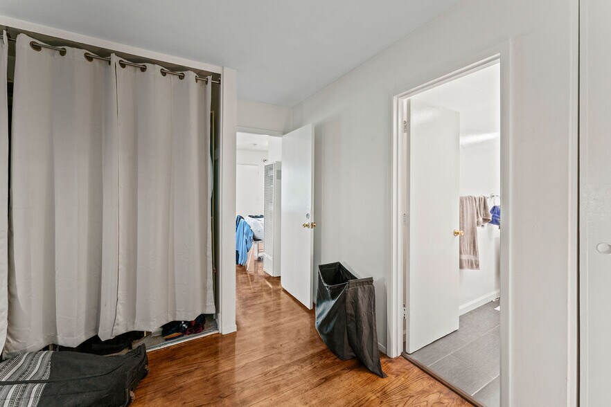 More Photos Of 2427 McKinley Ave, Berkeley Apartments For Sale