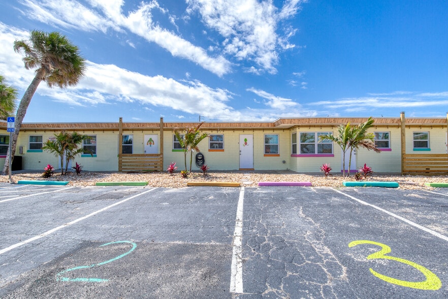 More Photos Of 2240 S Atlantic Ave, Daytona Beach Hotel For Sale