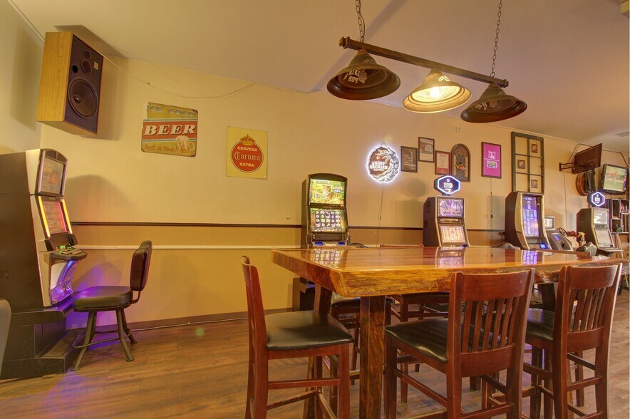 More Photos Of 135 N Nehalem St, Clatskanie Restaurant For Sale