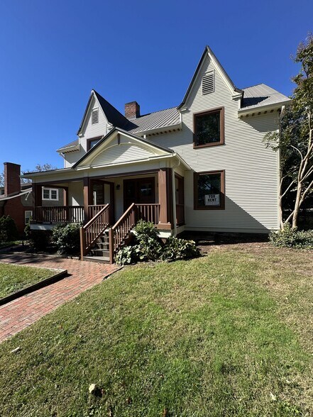 More Photos Of 93 Church St, Asheville Office For Lease