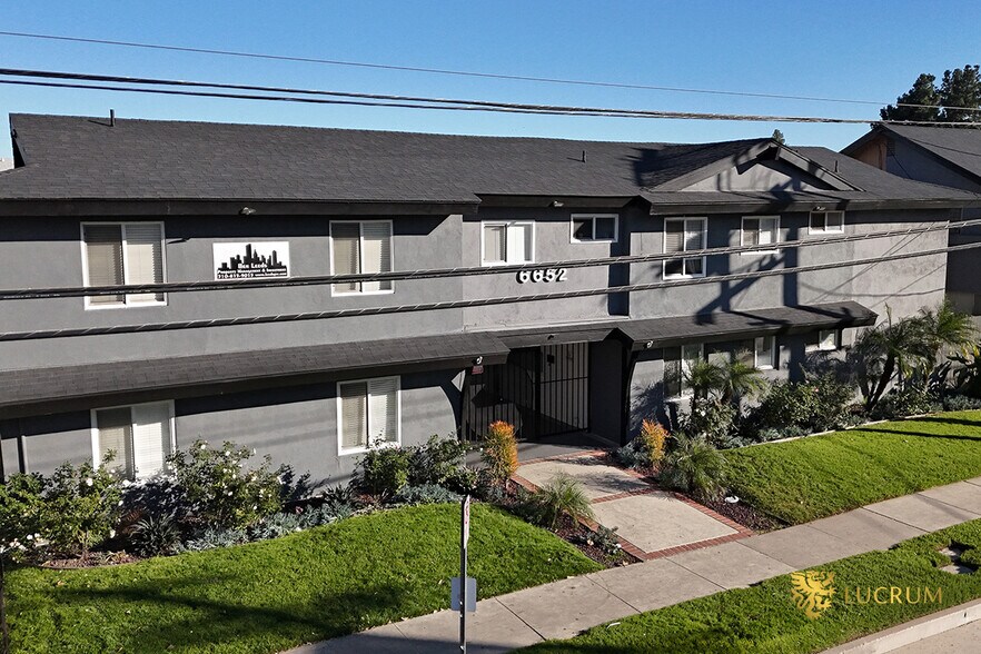 More Photos Of 6652 Darby Ave, Reseda Apartments For Sale