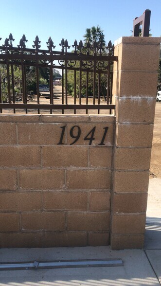 More Photos Of 1941 Darby St, Muscoy Land For Sale