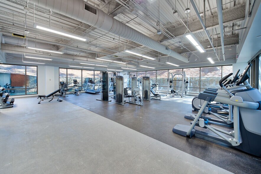 More Photos Of 8529 Six Forks Rd, Raleigh Office For Lease