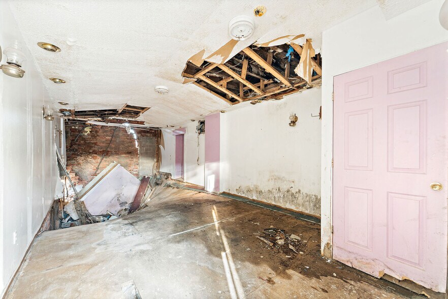 More Photos Of 913 Pearl St, Camden Apartments For Sale