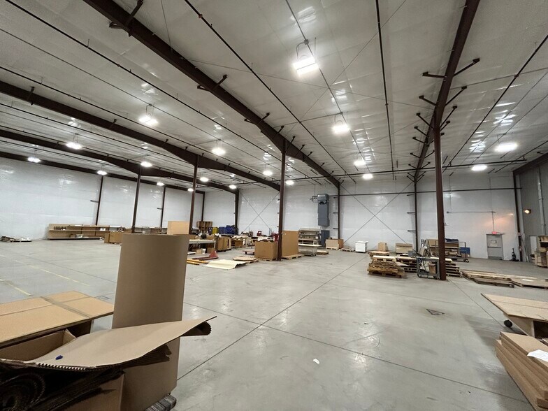 More Photos Of 38 Allen St, Auburn Warehouse For Lease
