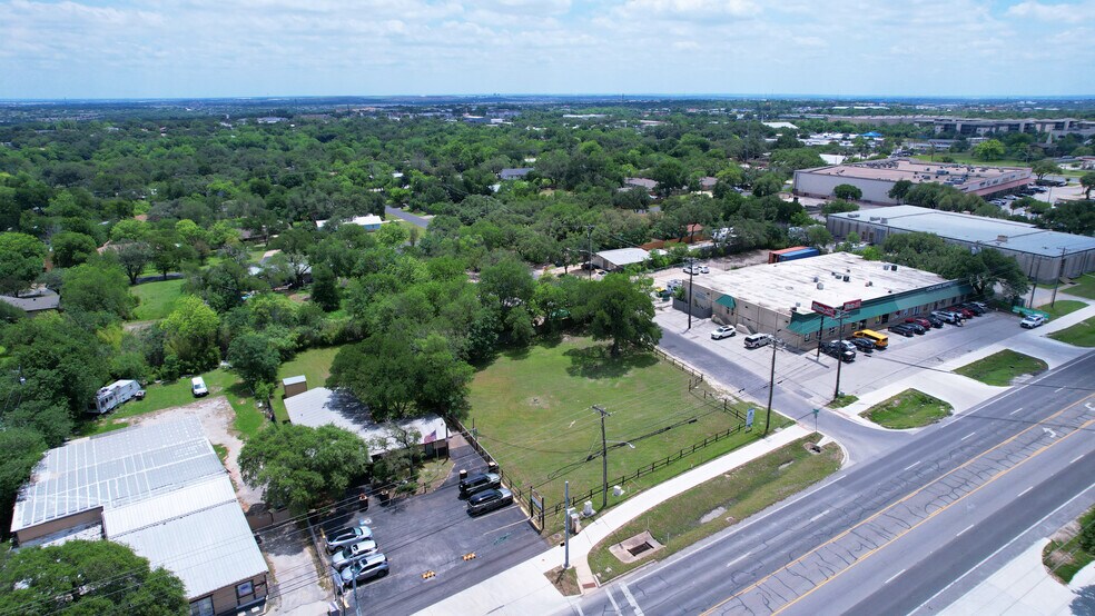 More Photos Of 700 W Scurry St, Austin Land For Sale