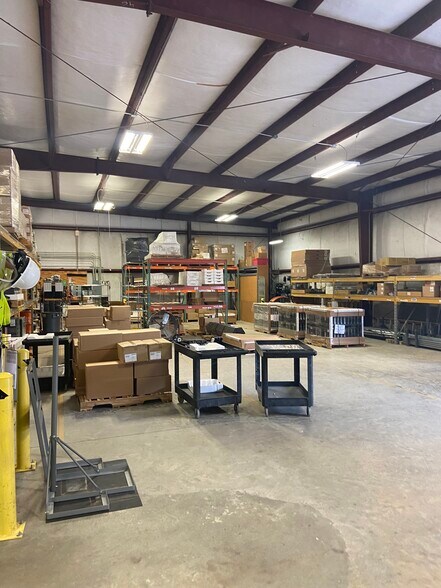 More Photos Of 1603 Krug St, Albany Industrial For Lease