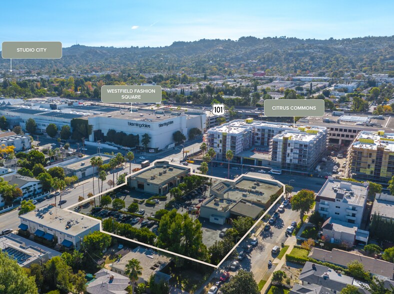 More Photos Of 14101-14111 Riverside Dr, Sherman Oaks Bank For Lease