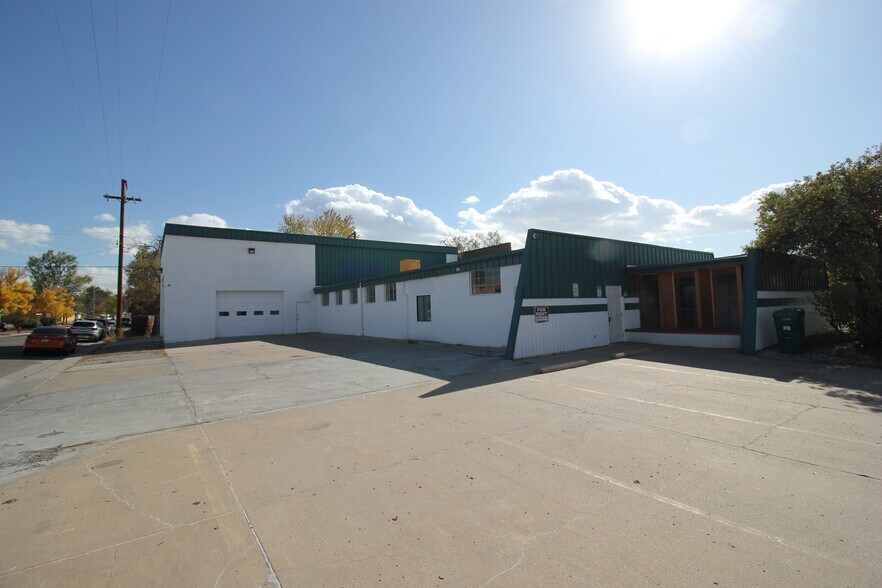 More Photos Of 3800 S Jason St, Englewood Warehouse For Lease