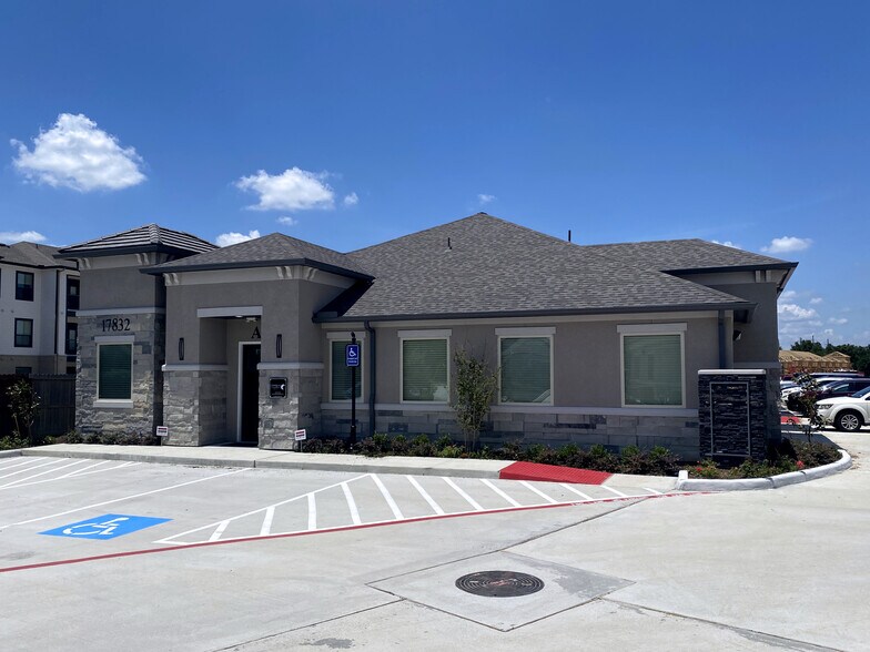 More Photos Of 17820 Mound Rd, Cypress Unknown For Lease