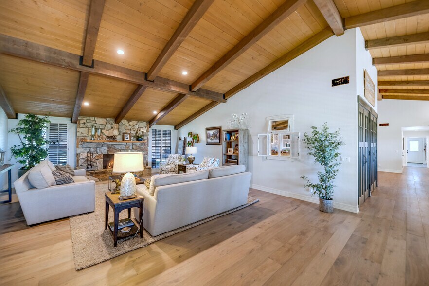 More Photos Of 18107 W Dunlap Rd, Goodyear Contractor Storage Yard For Sale