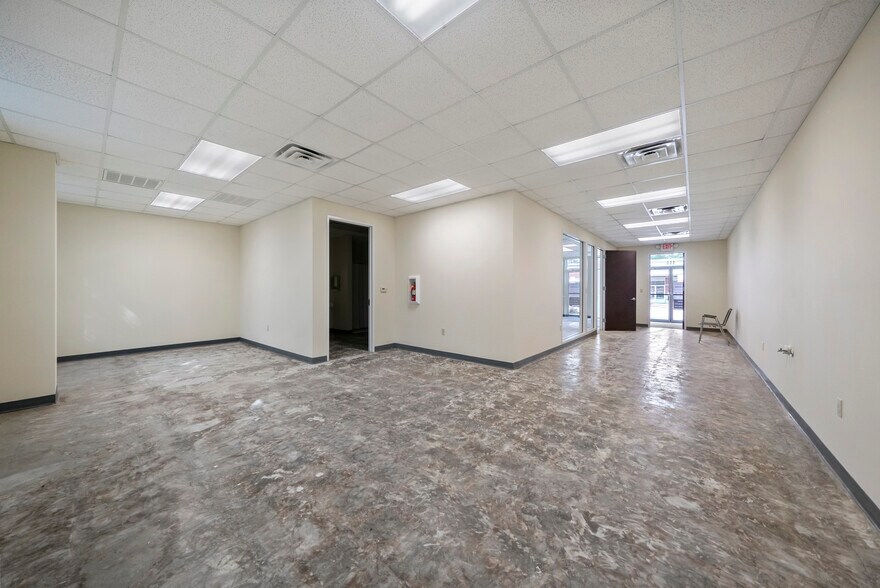More Photos Of 3115 College Park Dr, Conroe Medical For Lease