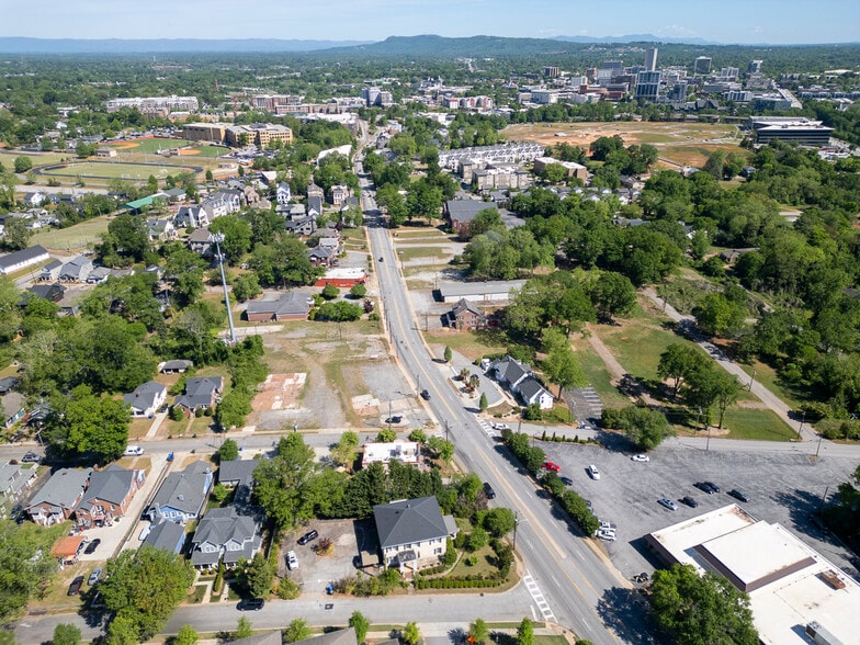 More Photos Of 906 Augusta St, Greenville Office For Sale