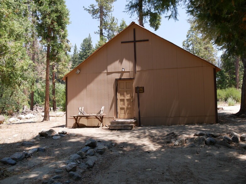 More Photos Of 42193 Seven Oaks Road, Angelus Oaks Specialty For Sale