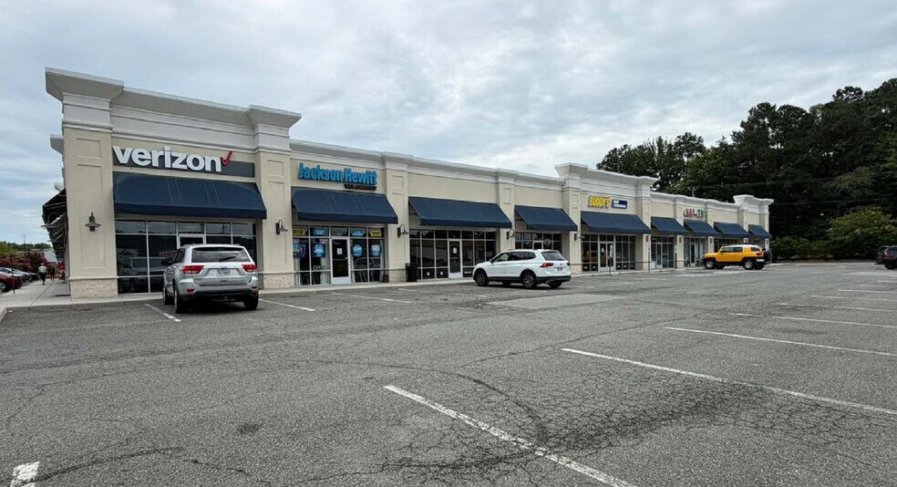 Primary Photo Of 10-150 Old Fair Grounds Way, Kilmarnock Storefront For Lease