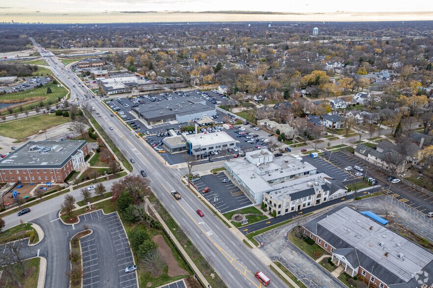 More Photos Of 230 E Ogden Ave, Hinsdale Medical For Lease