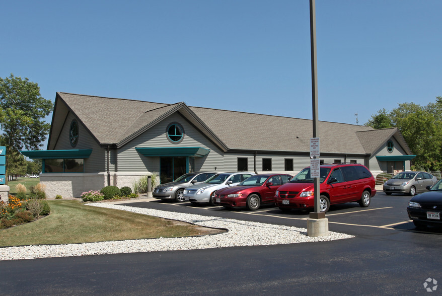 Primary Photo Of 1515 S Green Bay Rd, Racine Medical For Lease