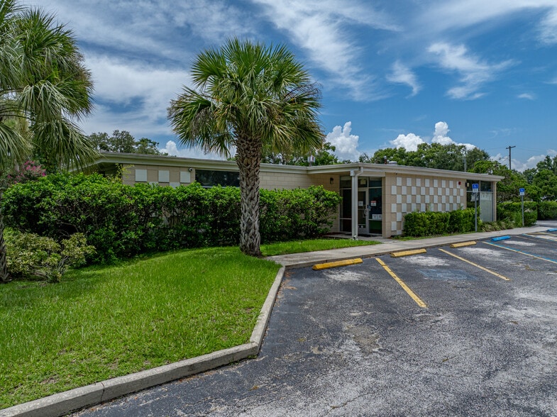 More Photos Of 2020 Flamingo Dr, Bartow Medical For Sale