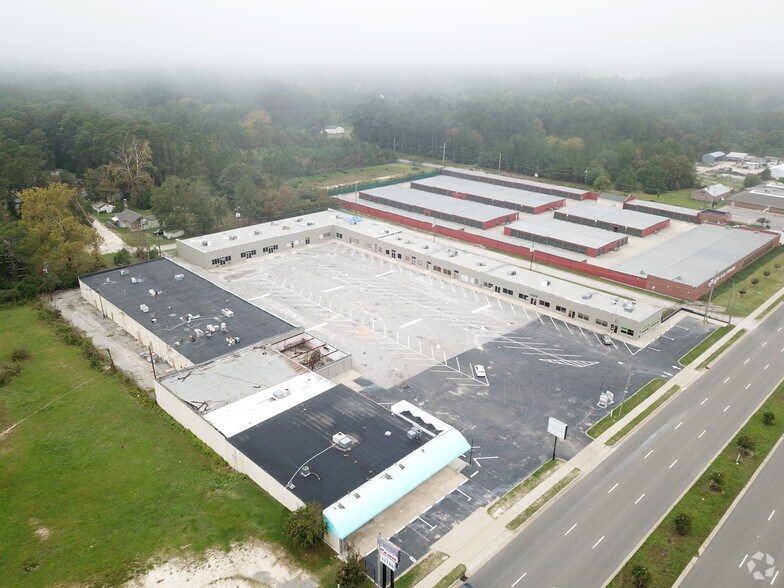 More Photos Of 5101-5197 Bragg Blvd, Fayetteville General Retail For Lease