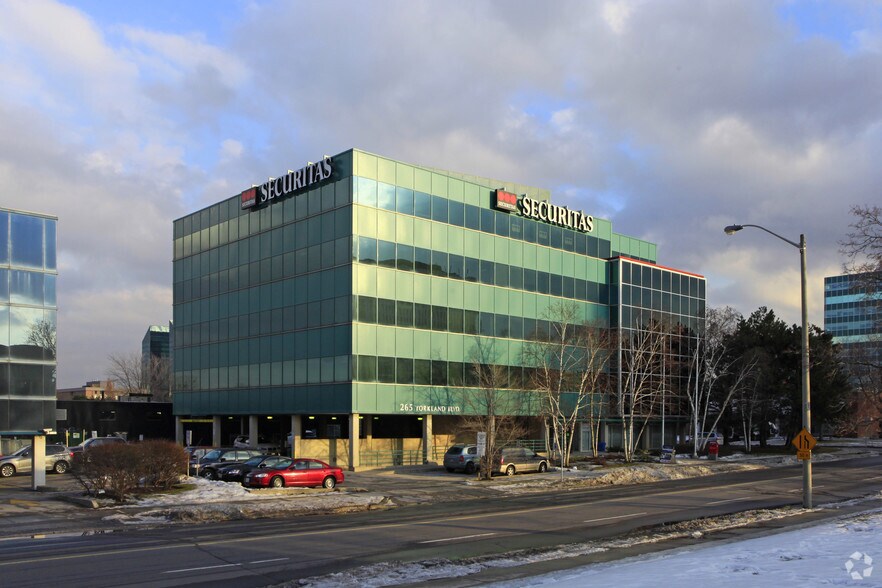 More Photos Of 265 Yorkland Blvd, Toronto Office For Lease