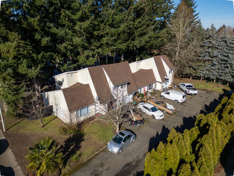 More Photos Of 1019 18th St NE, Auburn Apartments For Sale