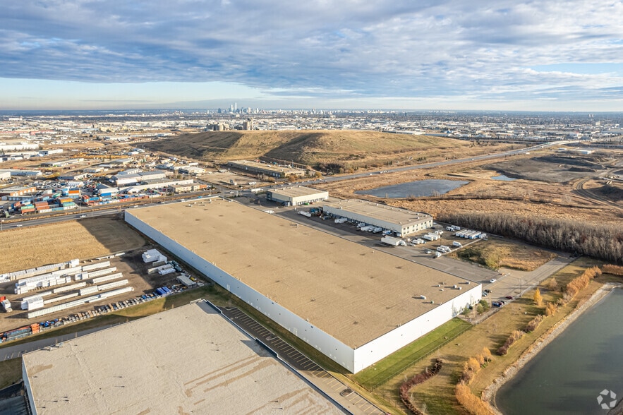 More Photos Of 12806-12810 170 St NW, Edmonton Industrial For Sale