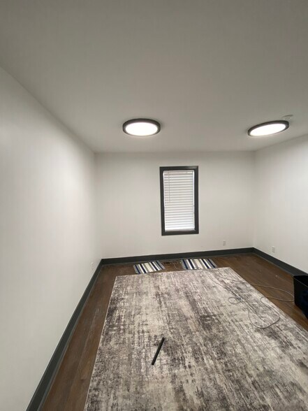 More Photos Of 311 Bluebird Dr, Goodlettsville Office For Lease