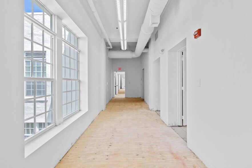 More Photos Of 301 SW 13th Ave, Fort Lauderdale Office For Sale