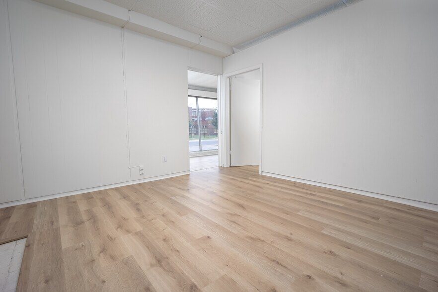 More Photos Of 230 SW 27th St, Oklahoma City Office Residential For Sale