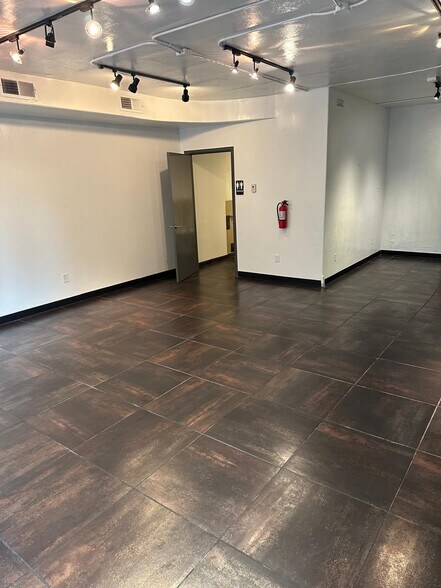 More Photos Of 818-828 S College Ave, Fort Collins Storefront Retail Office For Lease