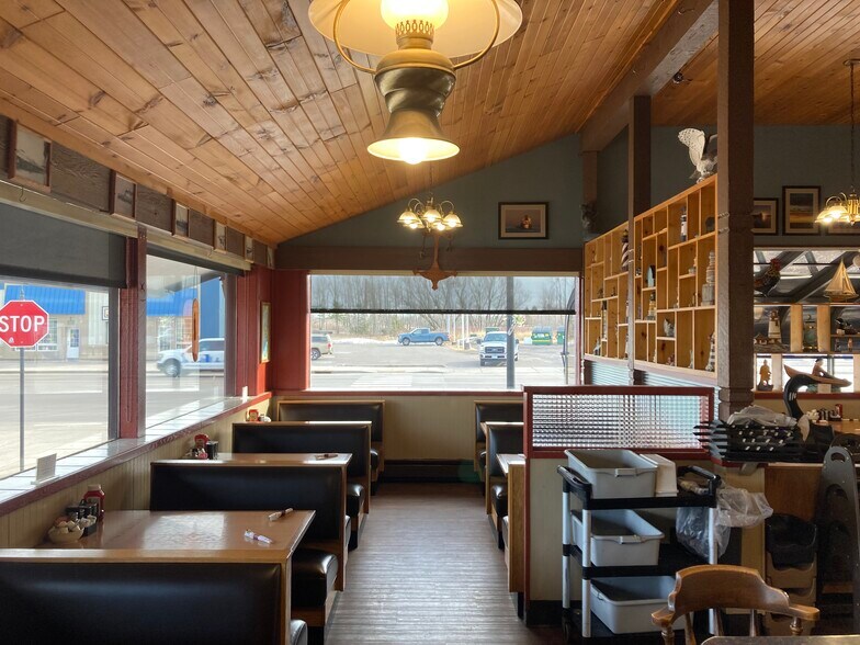 More Photos Of 403 Belknap St, Superior Restaurant For Sale