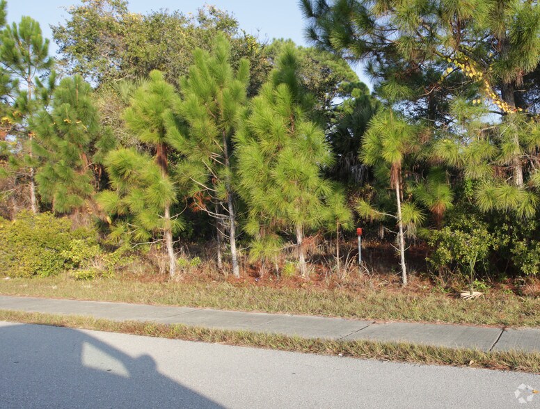 Primary Photo Of 4486-4510 zN Access Road, Englewood Land For Sale