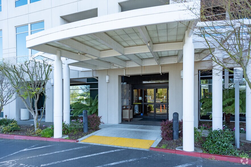 More Photos Of 100 Rowland Way, Novato Unknown For Lease