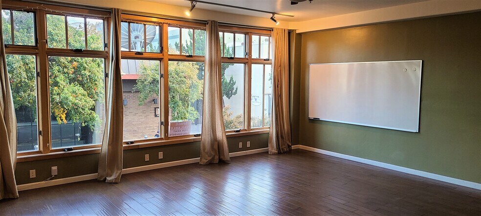 More Photos Of 240 Main St, Chico Storefront Retail Office For Lease