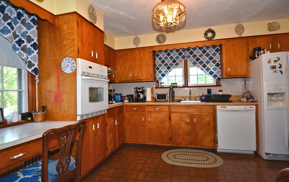 More Photos Of 470 Route 22 West, White House Station Auto Repair For Sale