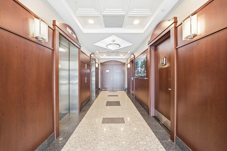 More Photos Of 700 Veterans Memorial Hwy, Hauppauge Unknown For Lease