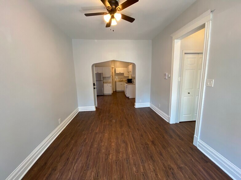 More Photos Of 1460 W Huron St, Chicago Apartments For Sale