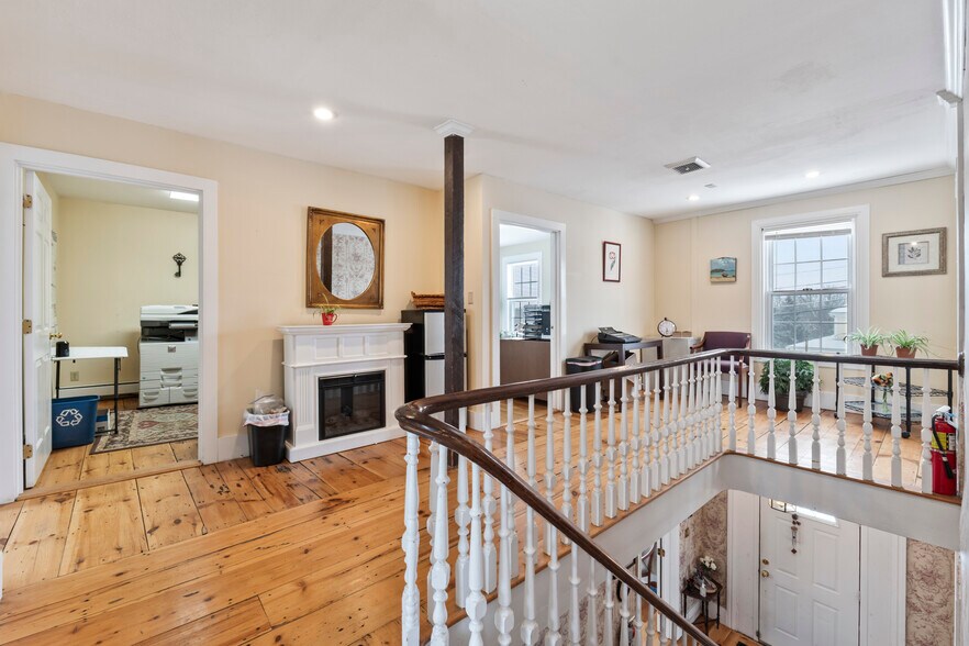 More Photos Of 2204 Woodbury Ave, Newington Office For Sale