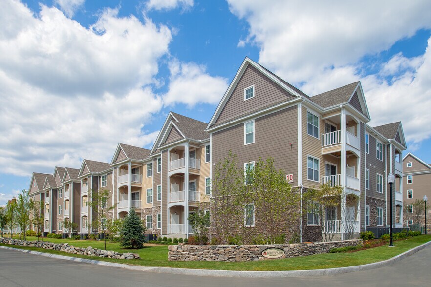 More Photos Of 4 Berry St, North Andover Apartments For Lease