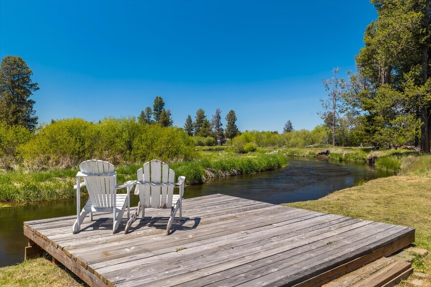 More Photos Of 53345 Riverview Dr, La Pine Multifamily For Sale