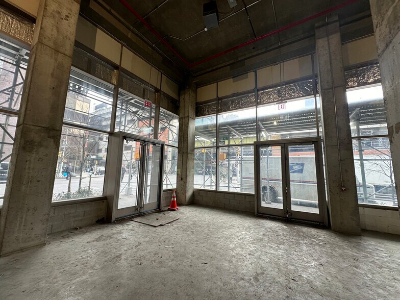 More Photos Of 400 W 42nd St, New York Hospitality For Sale