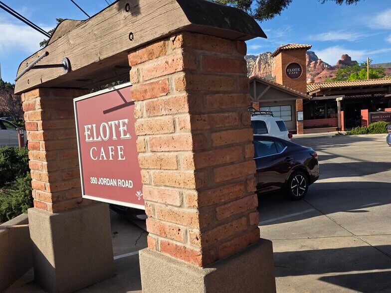 More Photos Of 350 Jordan Rd, Sedona Freestanding For Sale