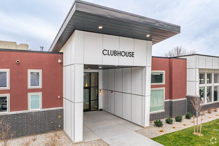 More Photos Of 1925 W North Temple, Salt Lake City Apartments For Lease