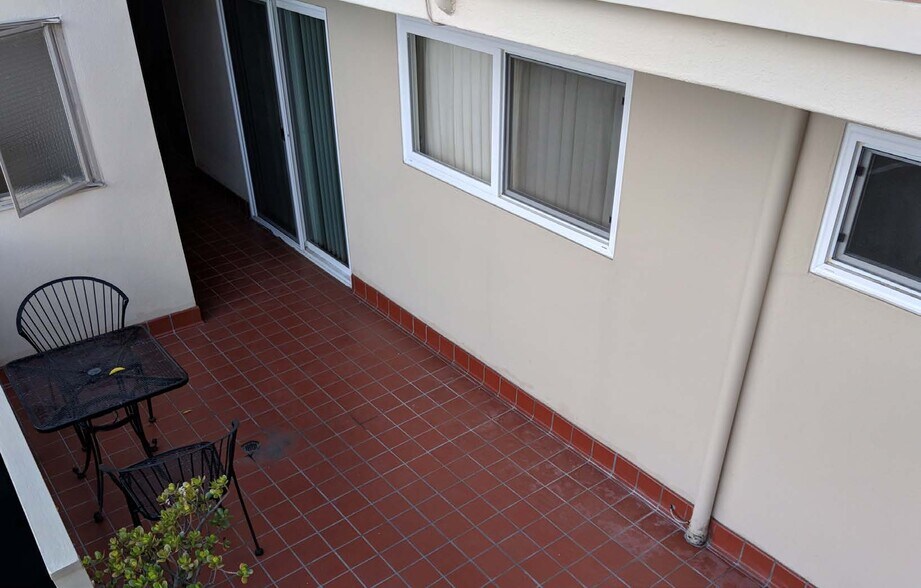 More Photos Of 246 28th St, San Francisco Apartments For Sale